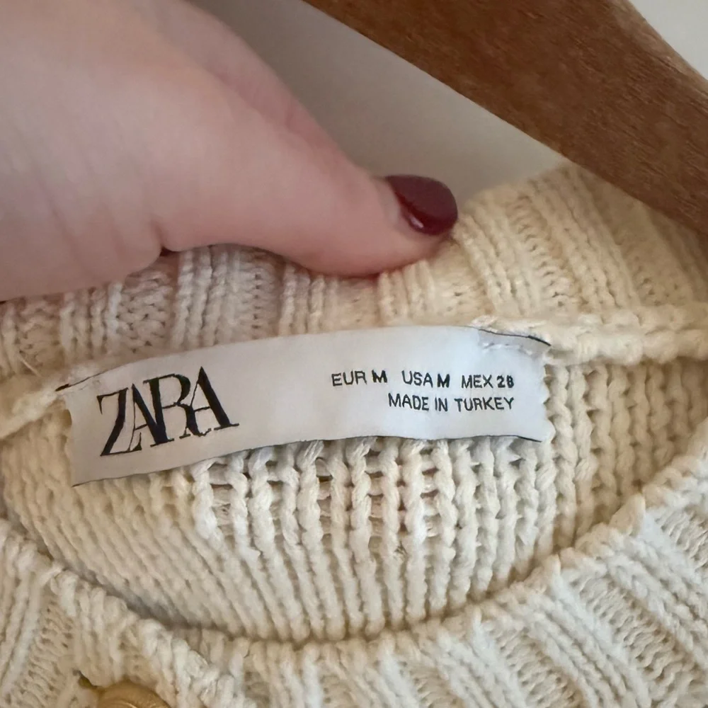 ZARA WOMAN SS24 ECRU 3/4 LENGTH SLEEVE KNIT CARDIGAN REF:6427/011